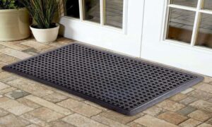 When should you choose a rubber doormat that showcases your personality and style