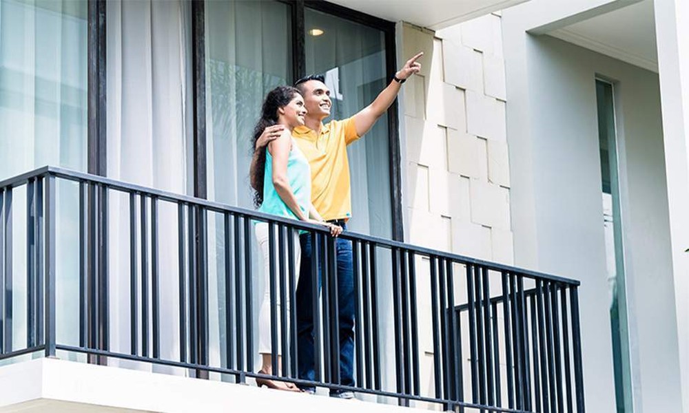 Custom Metal Railings: Blending Durability with Design in Everyday Spaces