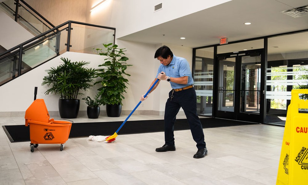 Janitorial Services in Minneapolis, MN: Navigating the Demands of a Dynamic City