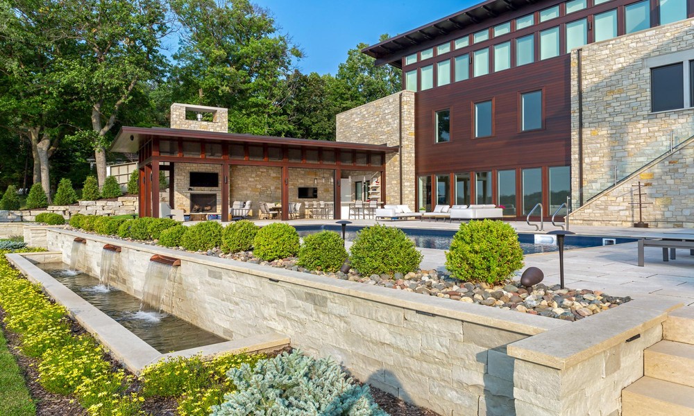 Hardscaping in the Twin Cities: Building Durable Outdoor Structures