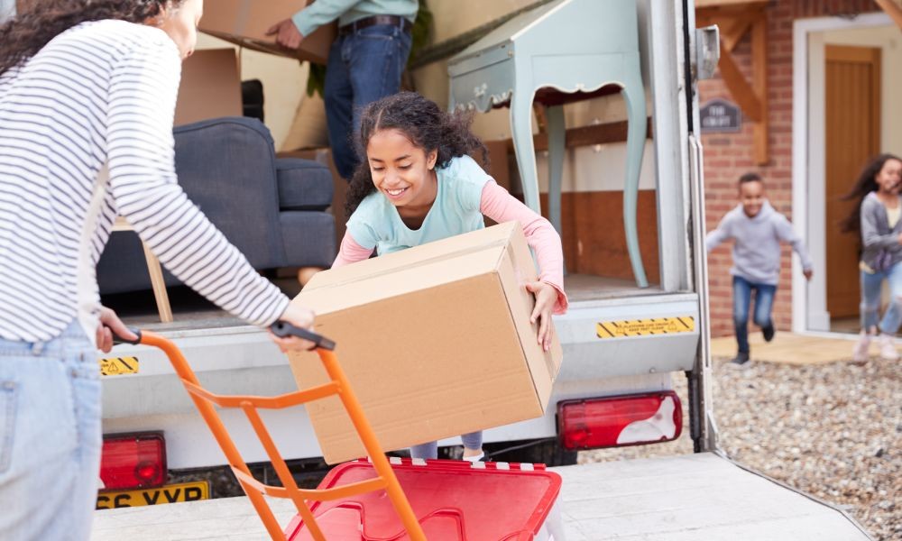 How Full-Service Removal Companies Simplify Residential Relocations