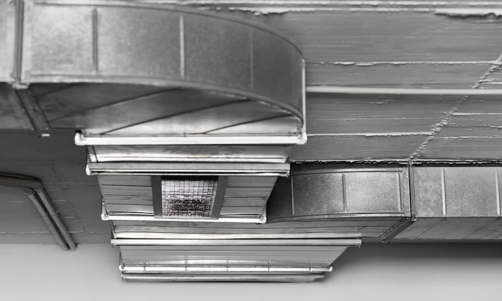 Why Dallas Homeowners Schedule Professional Duct Cleaning Before Summer