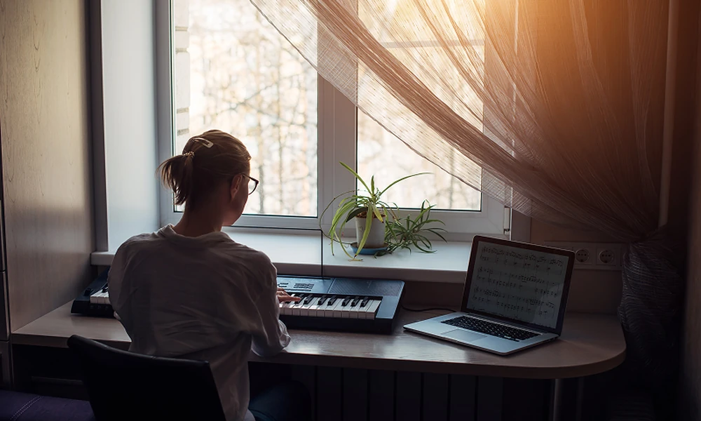 A Guide to Creating WFH-Friendly Room Lighting